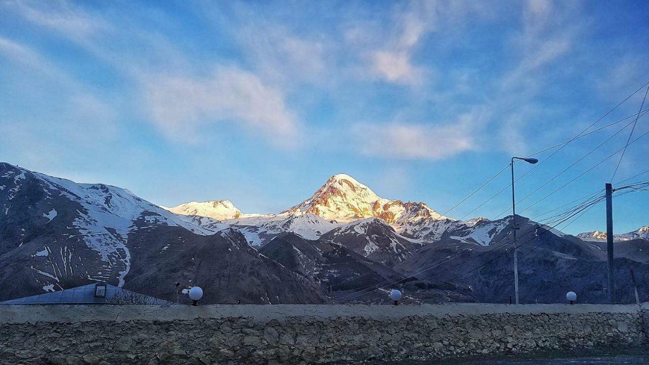 Hotel Noa Kazbegi Eksteriør bilde