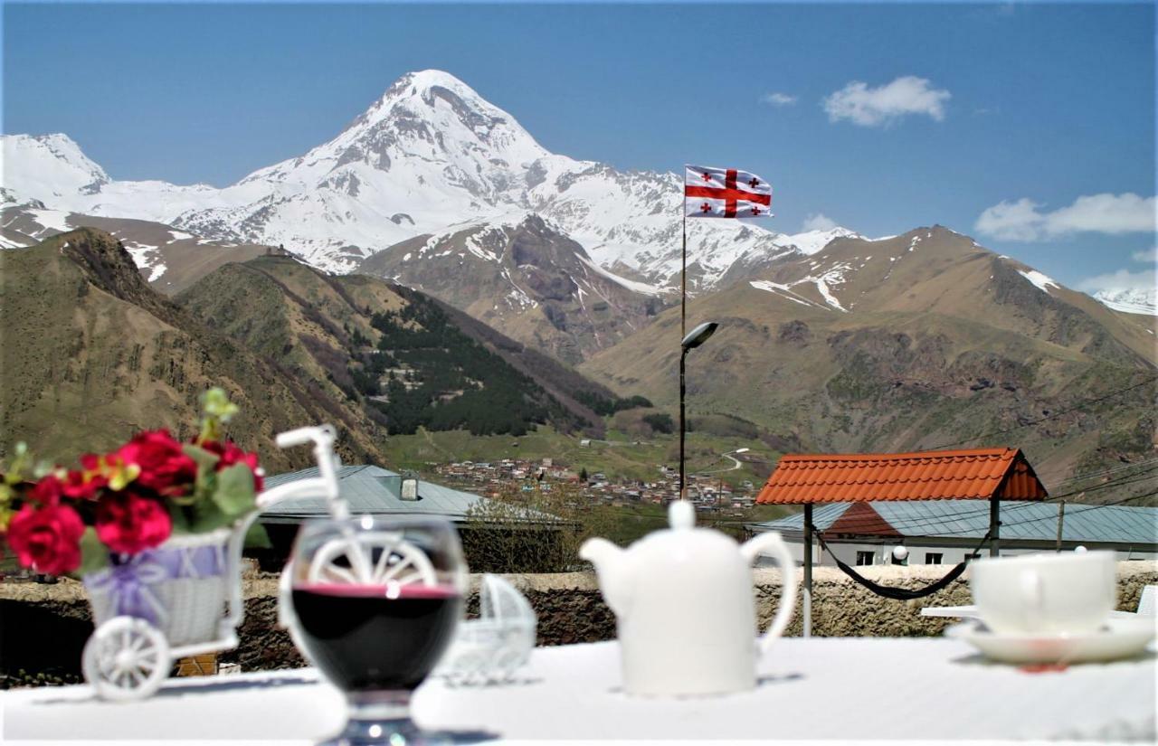 Hotel Noa Kazbegi Eksteriør bilde